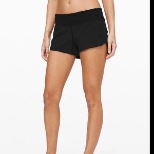Black lululemon speed up short